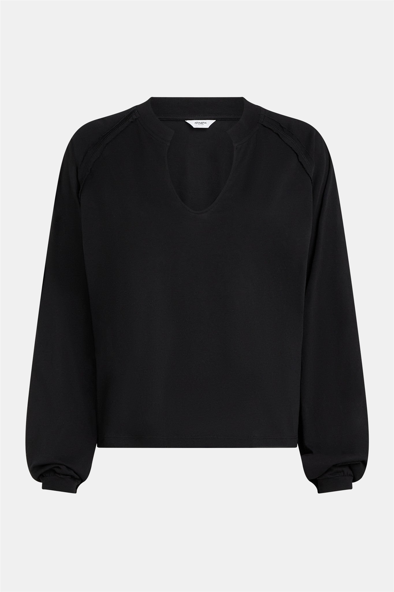 Longsleeve black | Bildmaterial bereitgestellt von SHOES.PLEASE.