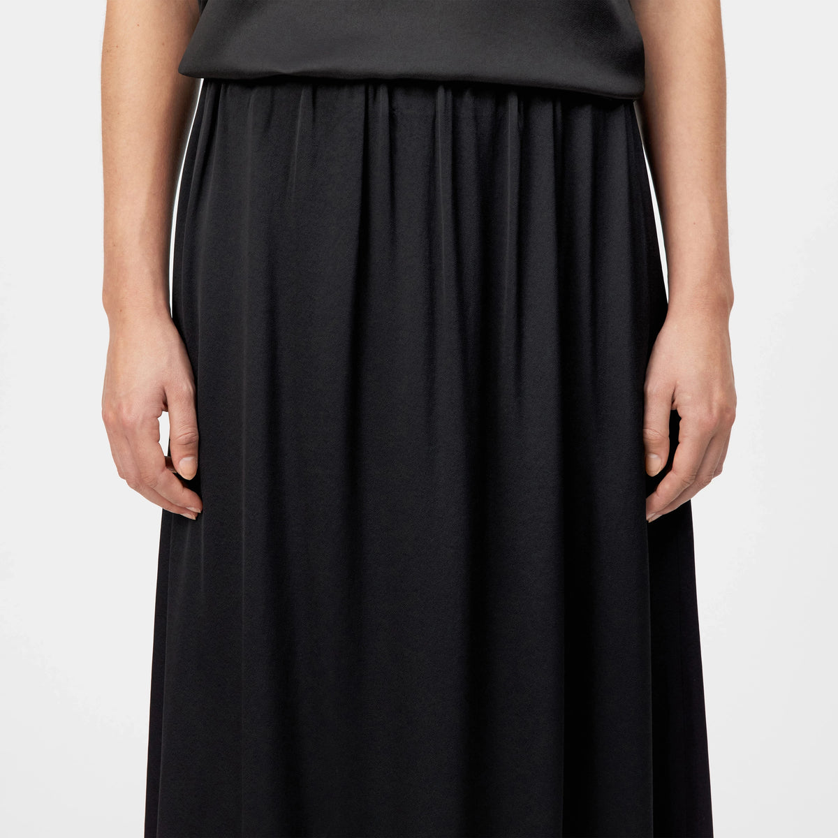 IDONEA black | Bildmaterial bereitgestellt von SHOES.PLEASE.