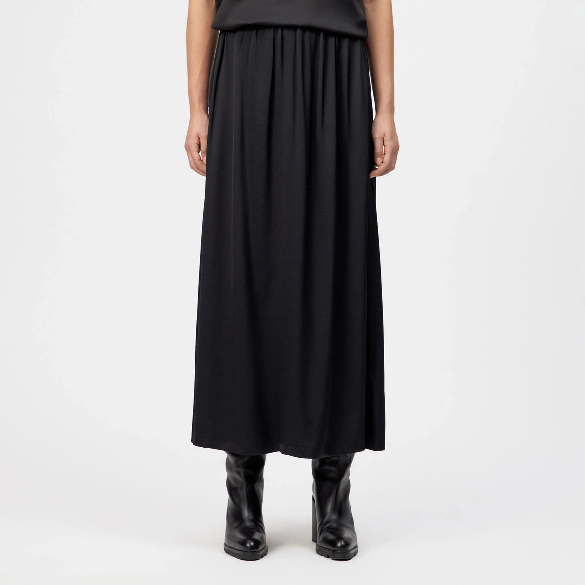IDONEA black | Bildmaterial bereitgestellt von SHOES.PLEASE.