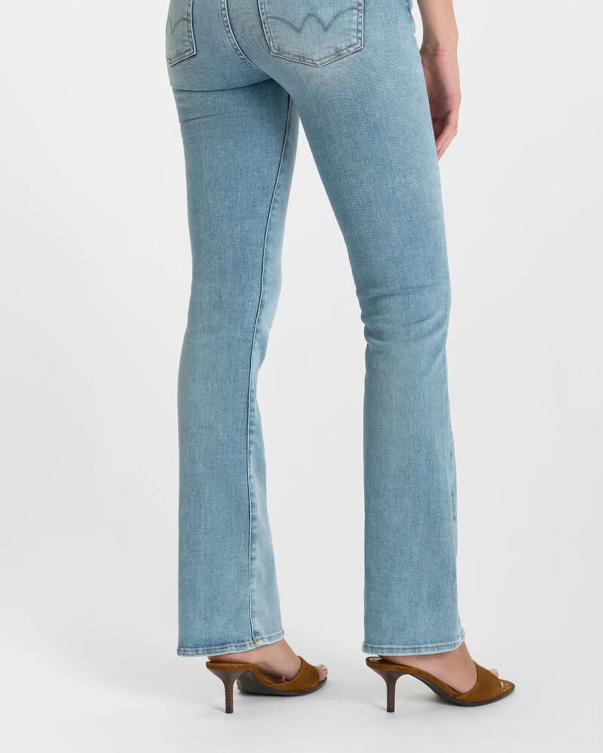 Femme JEAN POWER BOOTCUT blue | Bildmaterial bereitgestellt von SHOES.PLEASE.