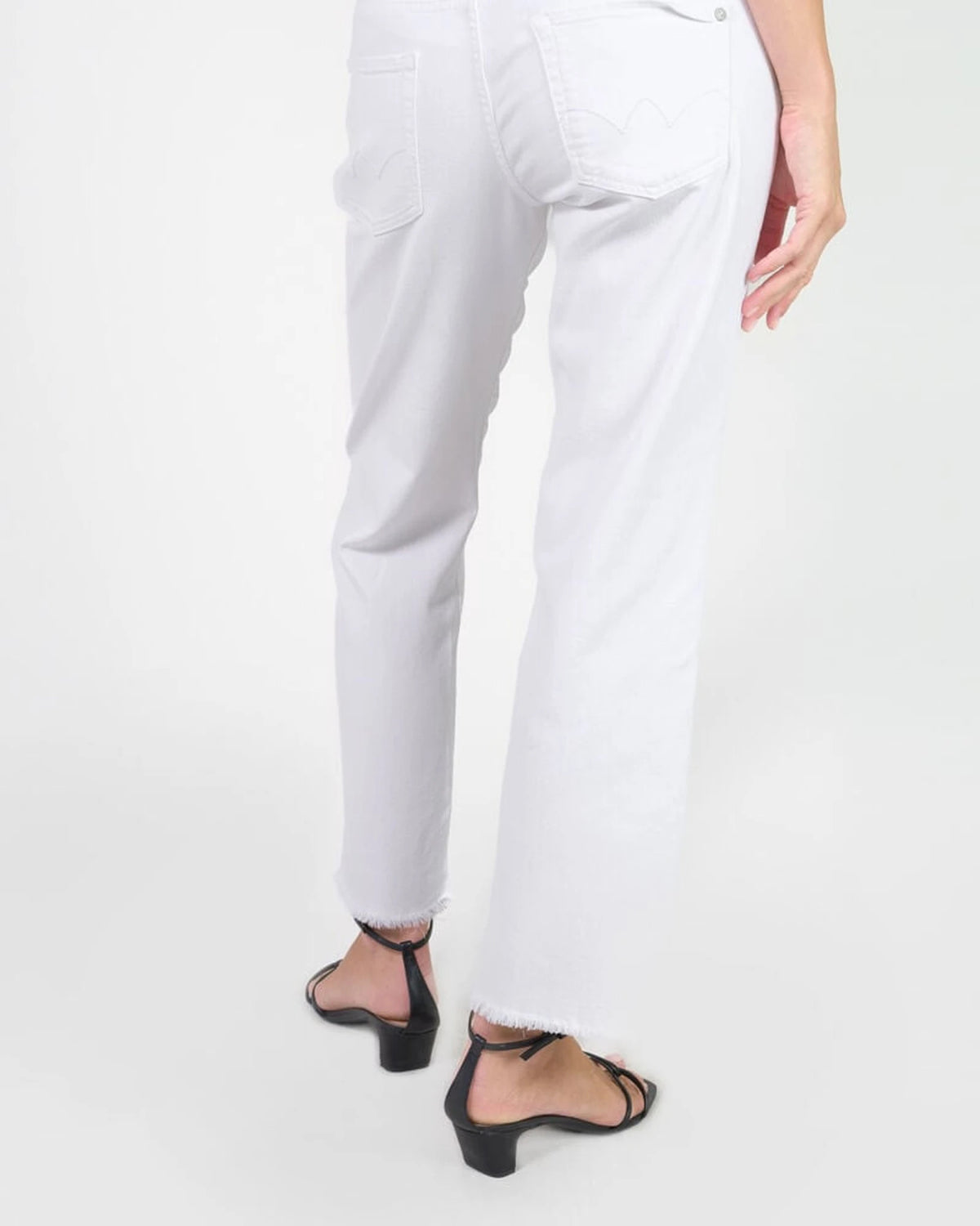 Femme JEAN PRISKA white | Bildmaterial bereitgestellt von SHOES.PLEASE.