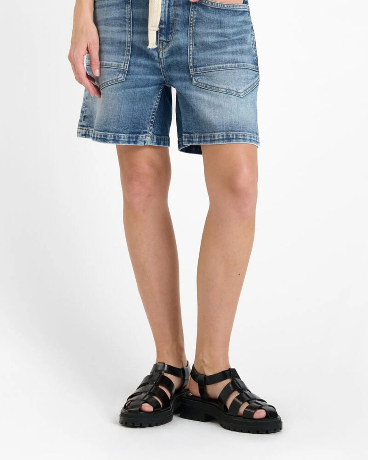 Femme SHORT MADO blue | Bildmaterial bereitgestellt von SHOES.PLEASE.