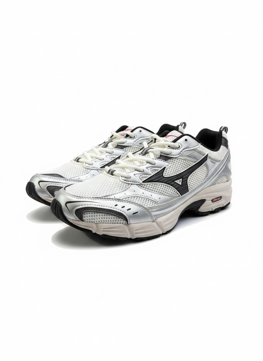 SHOE S.L.MXR snow white/magnet/silver | Bildmaterial bereitgestellt von SHOES.PLEASE.