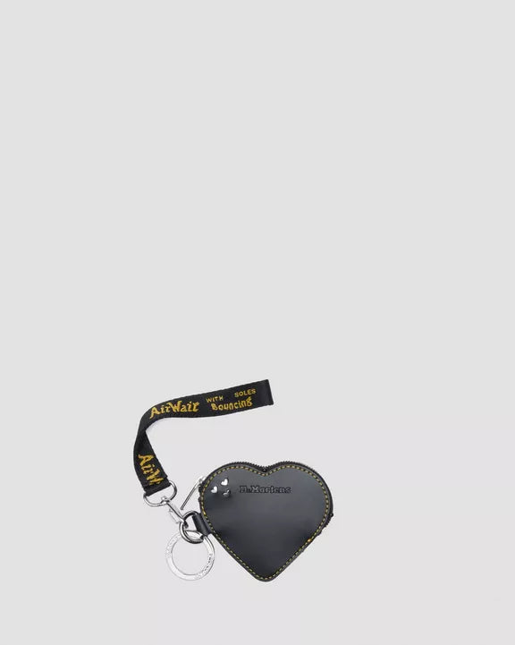 Heart Purse Kiev black | Bildmaterial bereitgestellt von SHOES.PLEASE.