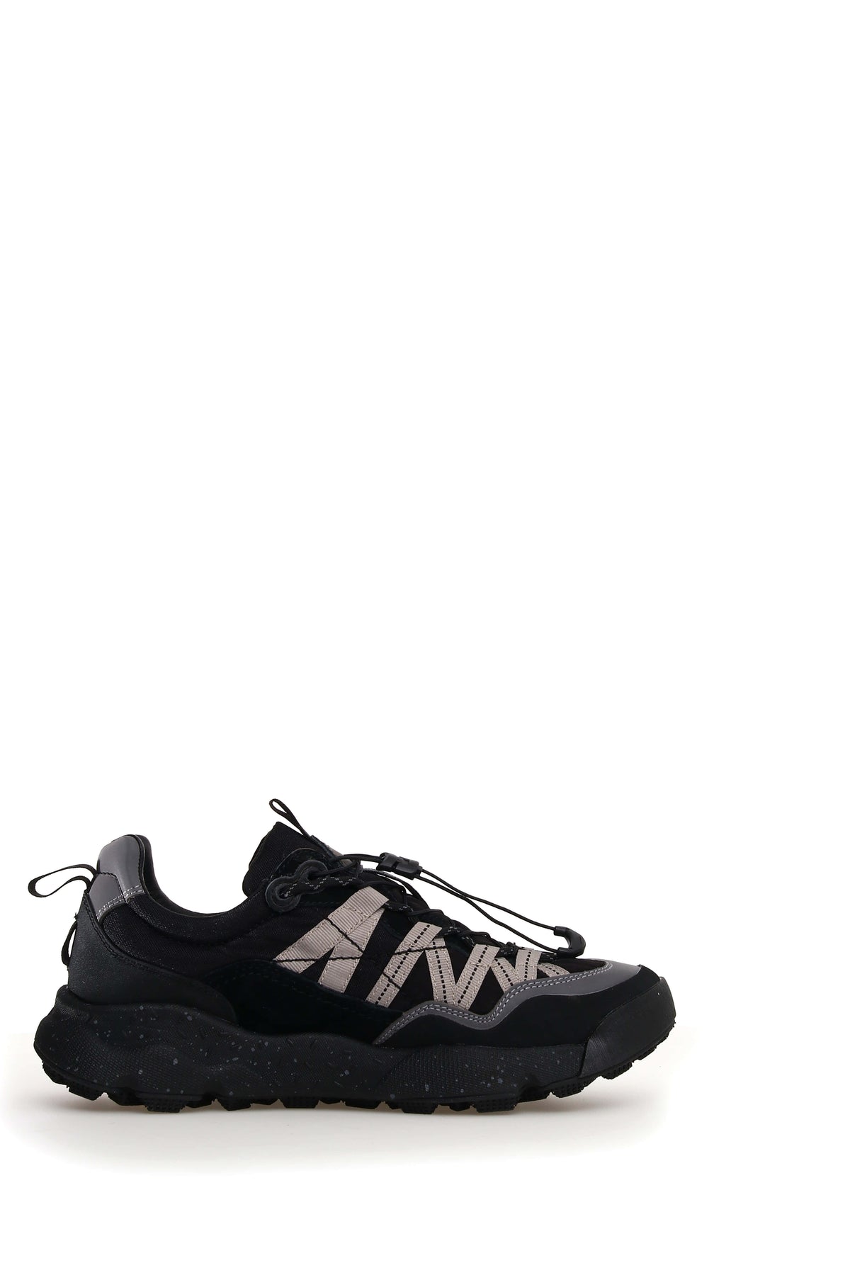 IWANO 2 UNI SUEDE/NYLON dunkel grau | Bildmaterial bereitgestellt von SHOES.PLEASE.
