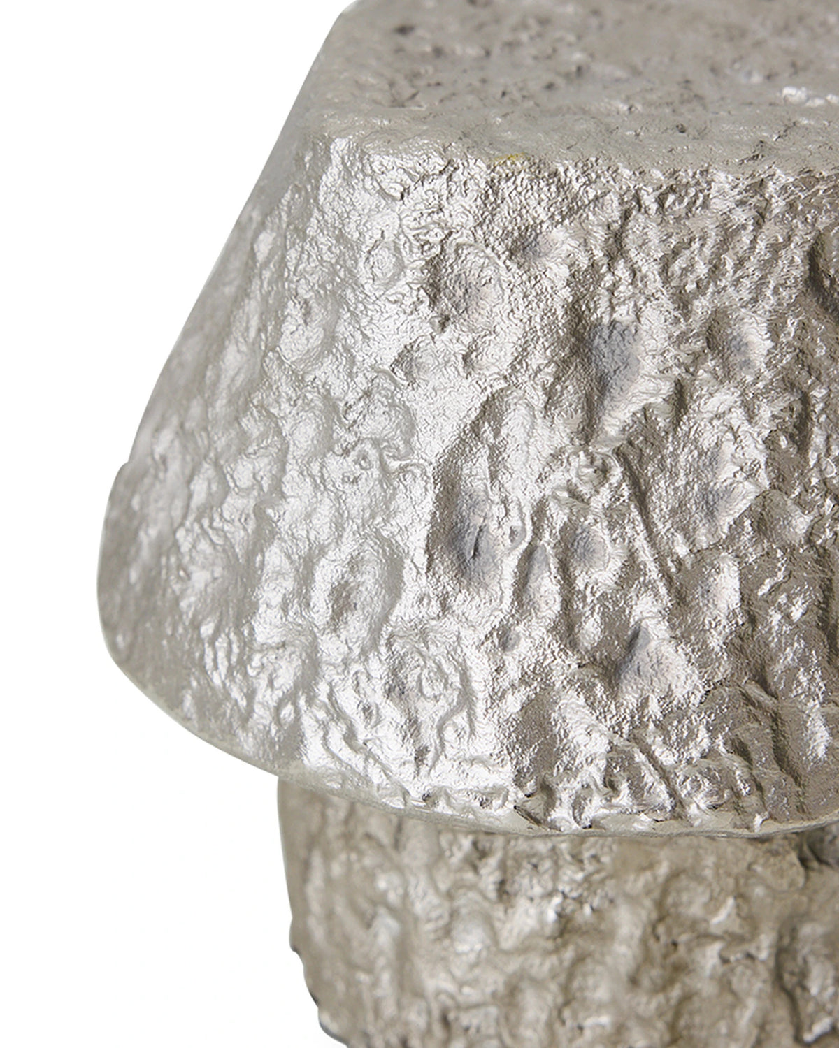 Artefact aluminum table lamp uni | Bildmaterial bereitgestellt von SHOES.PLEASE.