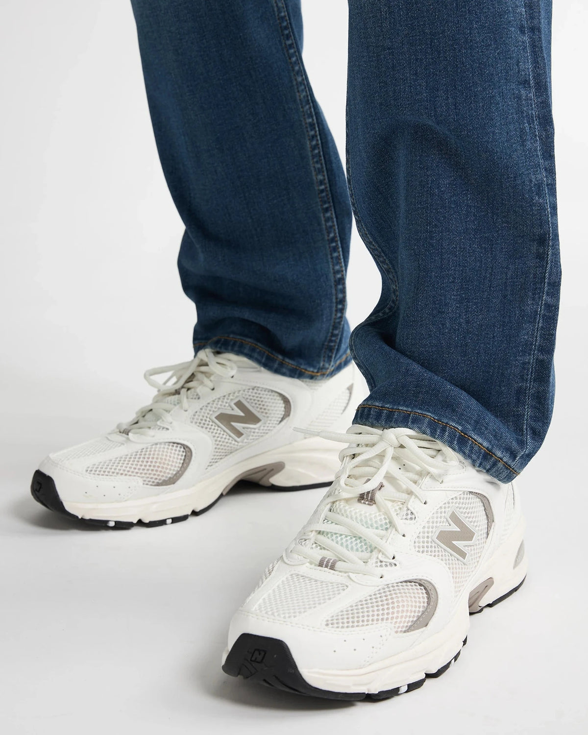 Men Denim Tapered RUSSEL vintage blue | Bildmaterial bereitgestellt von SHOES.PLEASE.