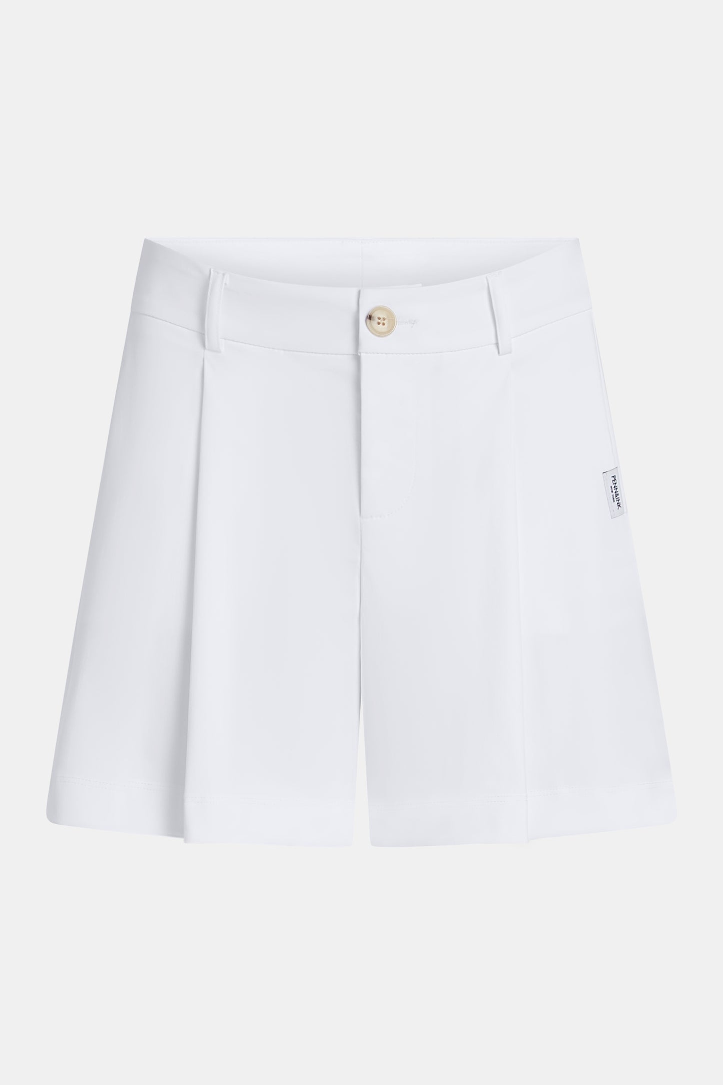 Shorts white | Bildmaterial bereitgestellt von SHOES.PLEASE.