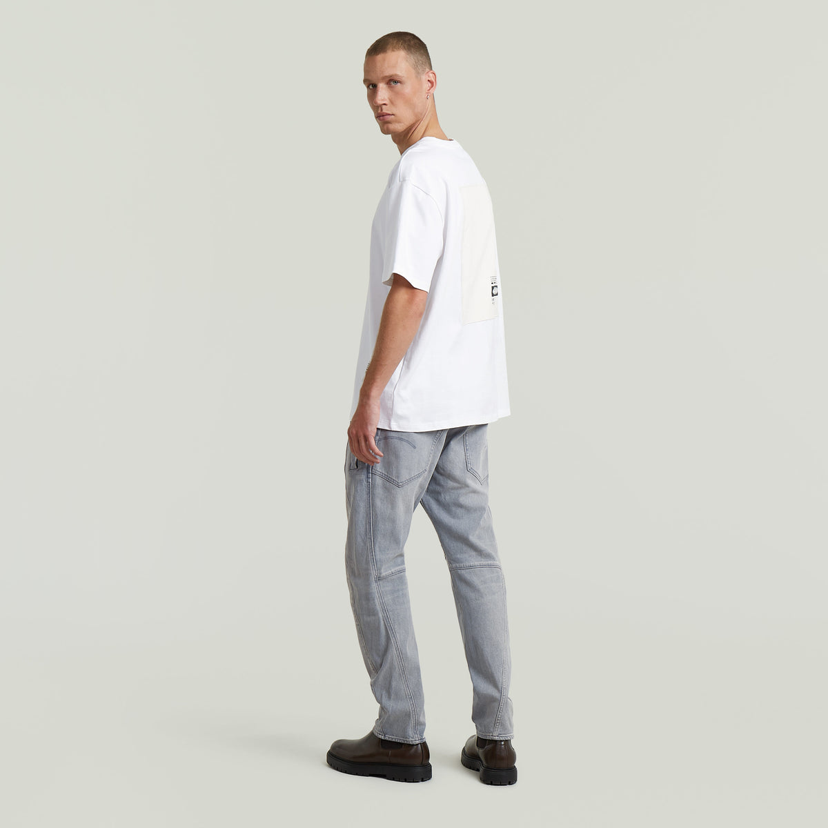 Back applique relaxed r t white | Bildmaterial bereitgestellt von SHOES.PLEASE.