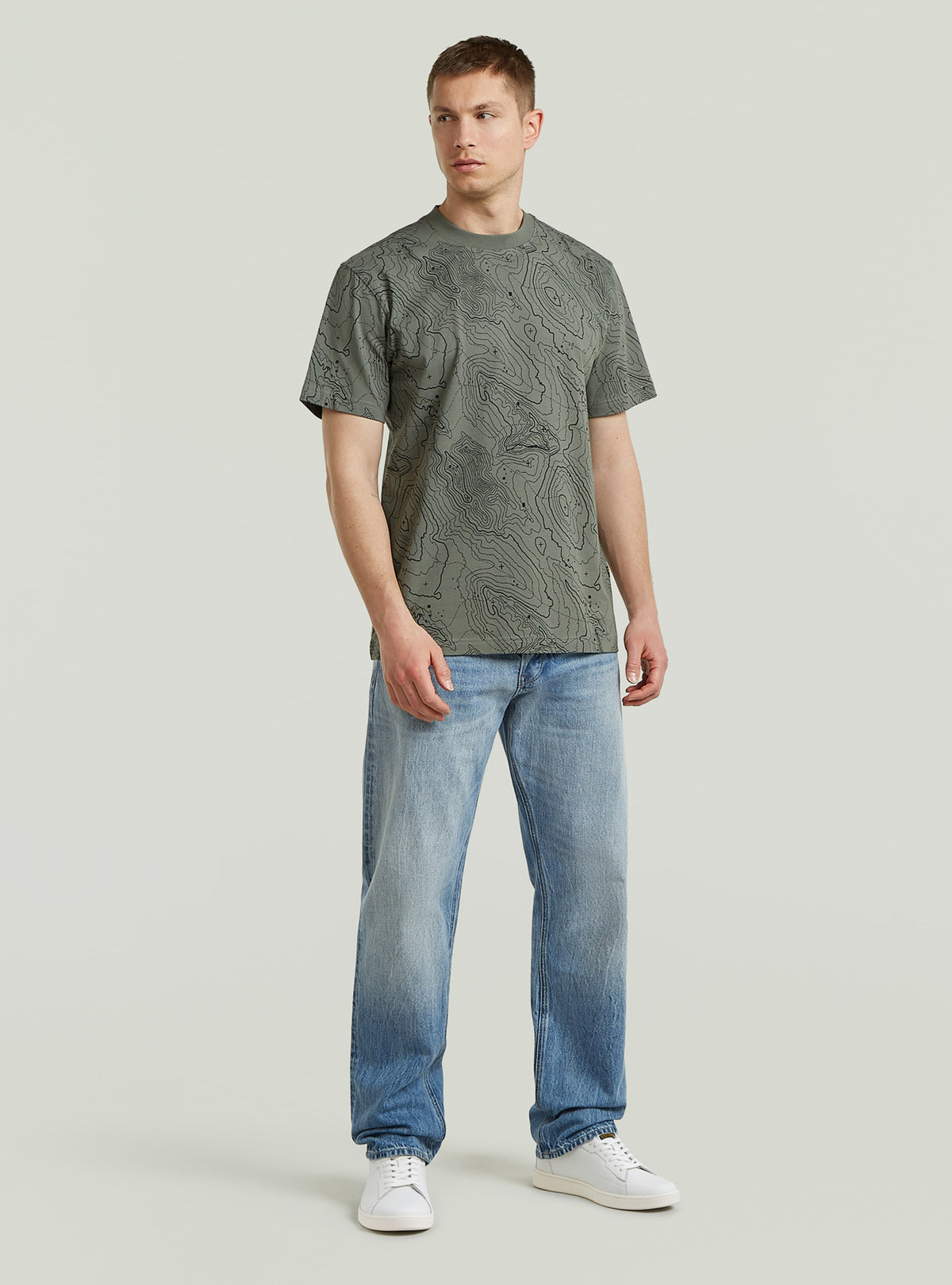 Aop r t multi | Bildmaterial bereitgestellt von SHOES.PLEASE.
