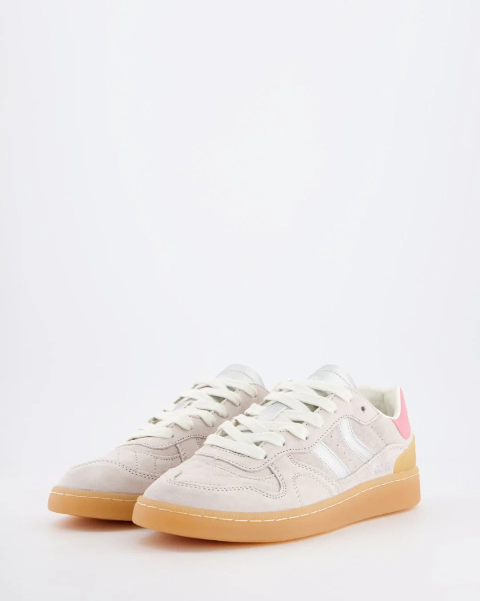 Goal ice silver | Bildmaterial bereitgestellt von SHOES.PLEASE.