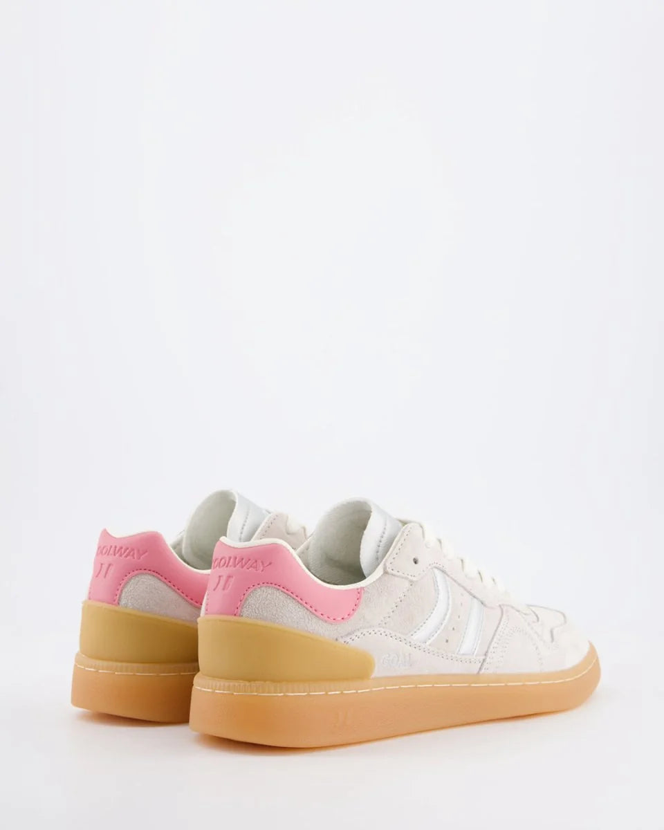 Goal ice silver | Bildmaterial bereitgestellt von SHOES.PLEASE.