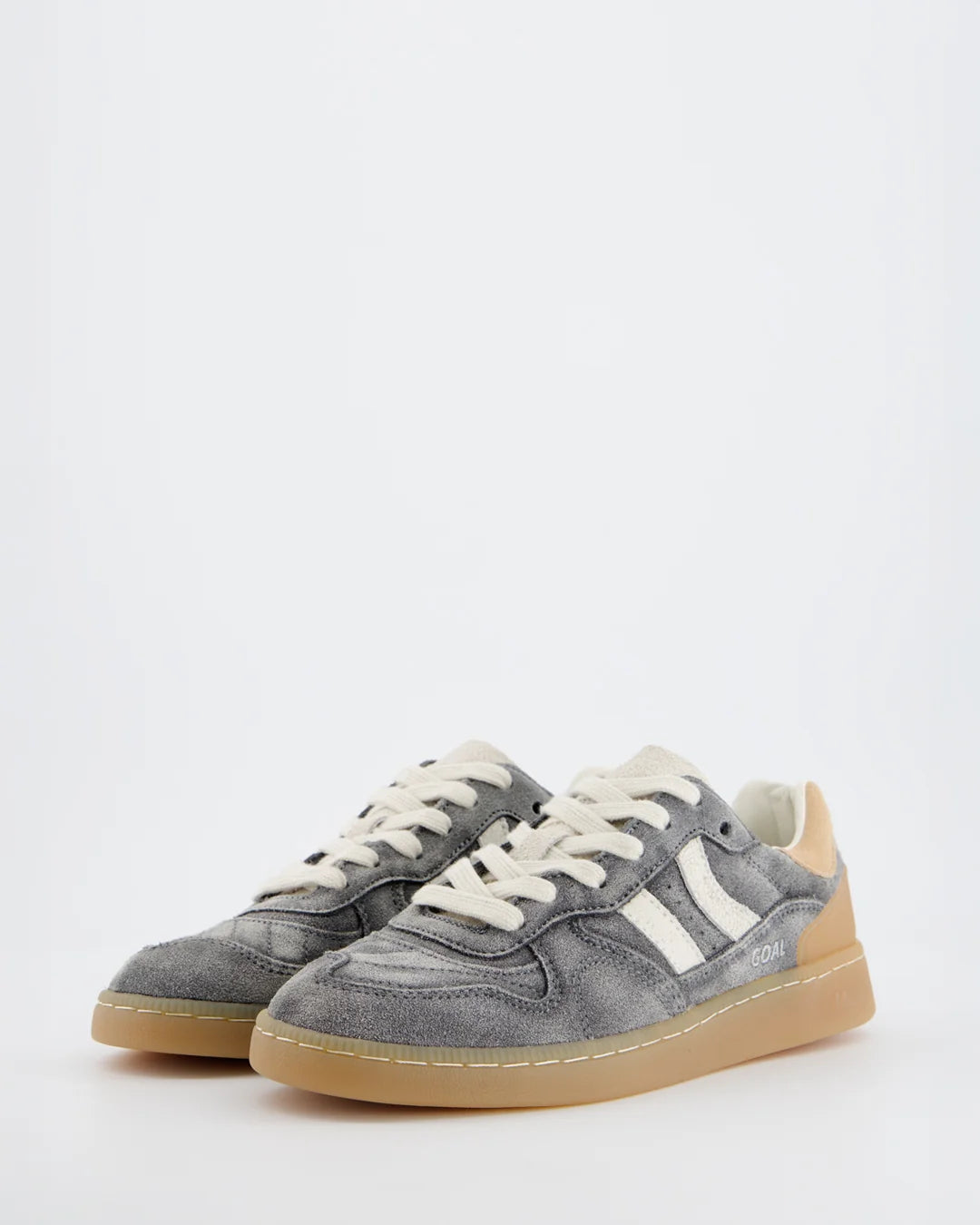 Goal stone grey | Bildmaterial bereitgestellt von SHOES.PLEASE.