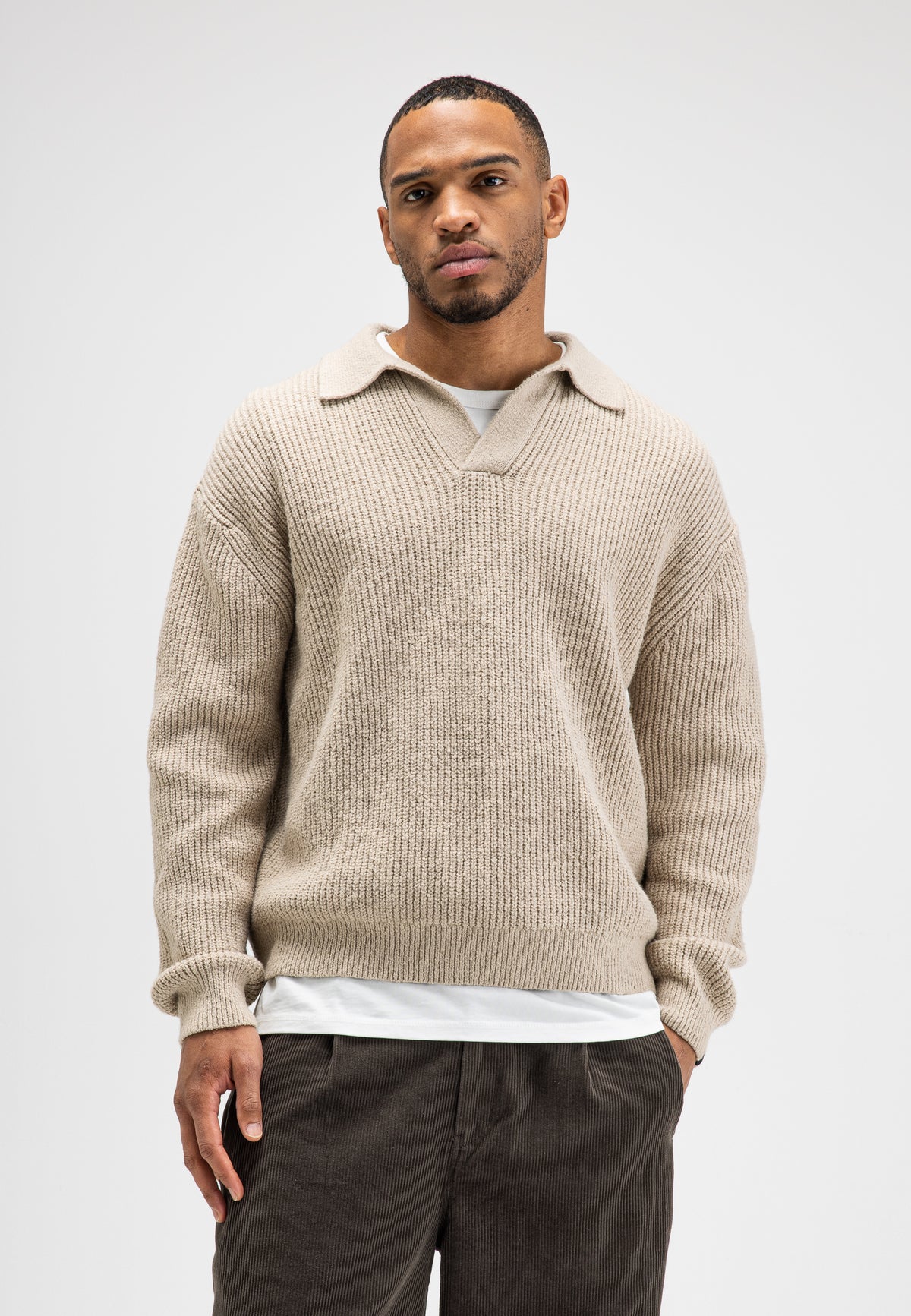 Market Polo lt. sand | Bildmaterial bereitgestellt von SHOES.PLEASE.