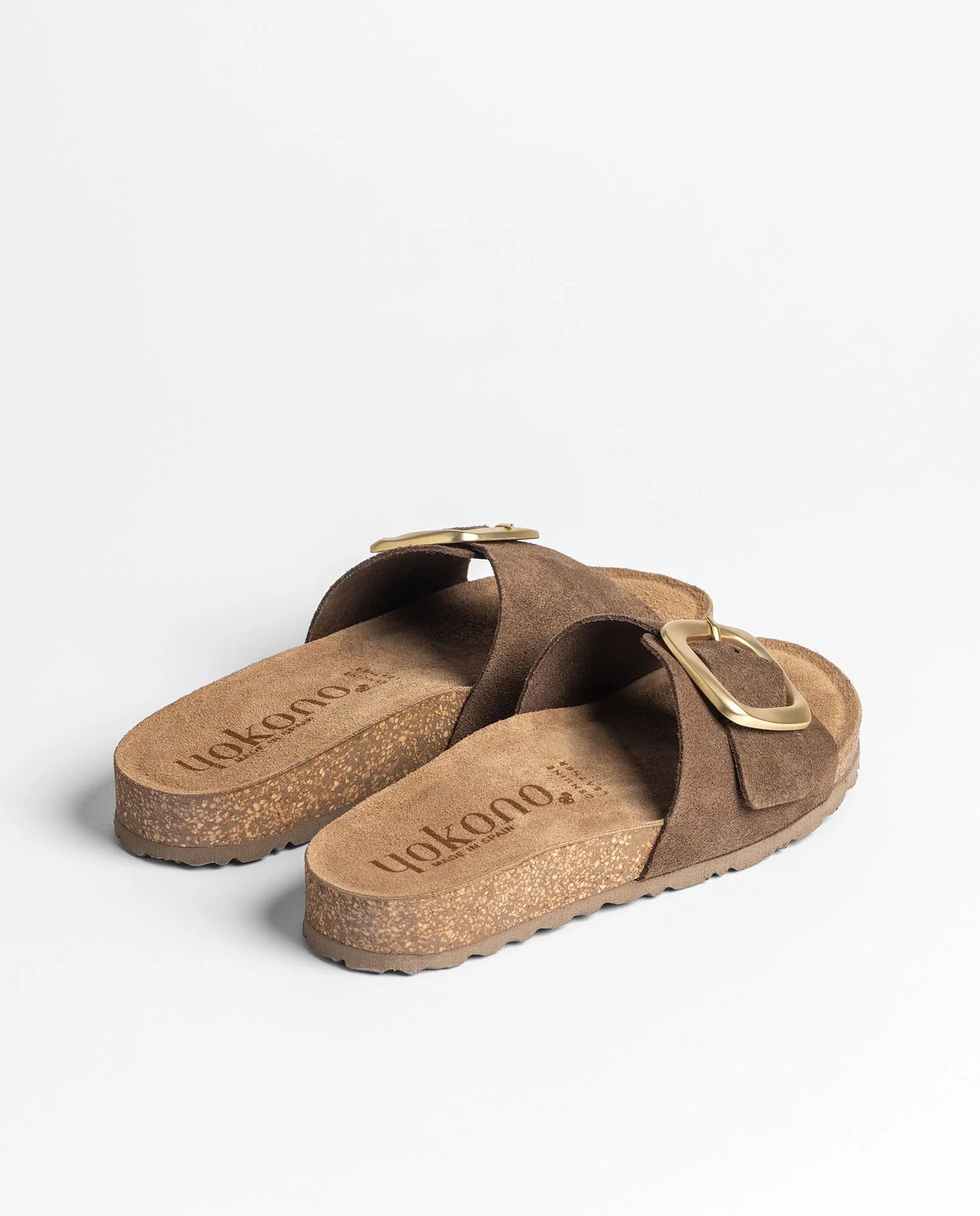 JERBA-114 Sandalia plana NOBUCK mocha | Bildmaterial bereitgestellt von SHOES.PLEASE.