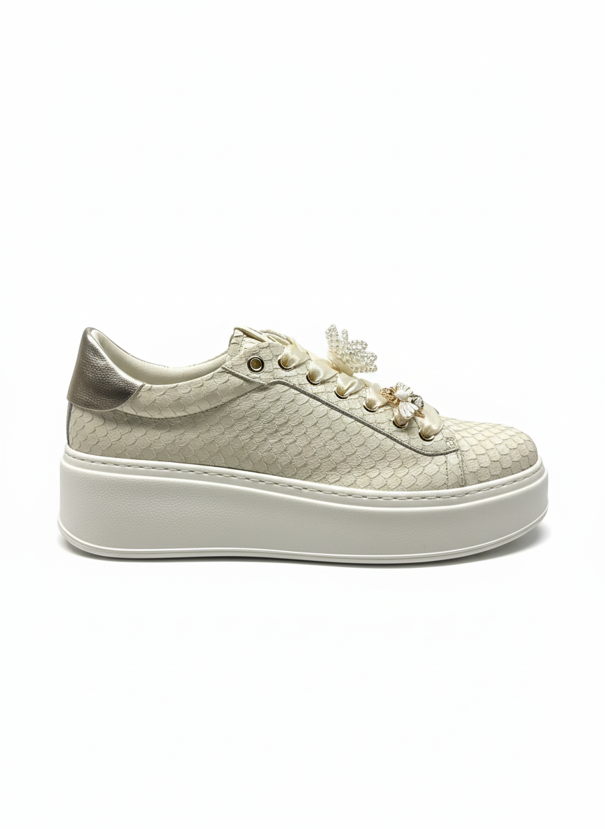 PIA604A white | Bildmaterial bereitgestellt von SHOES.PLEASE.