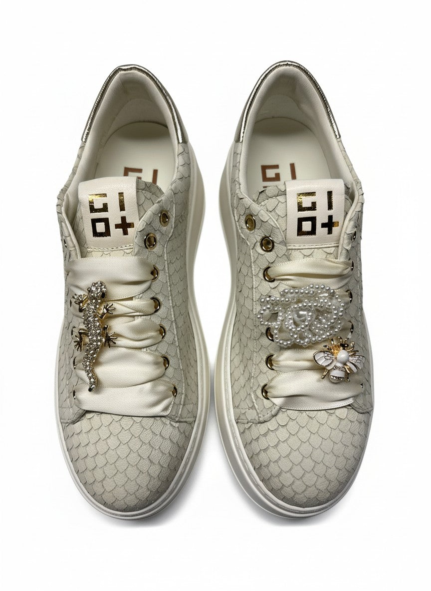 PIA604A white | Bildmaterial bereitgestellt von SHOES.PLEASE.