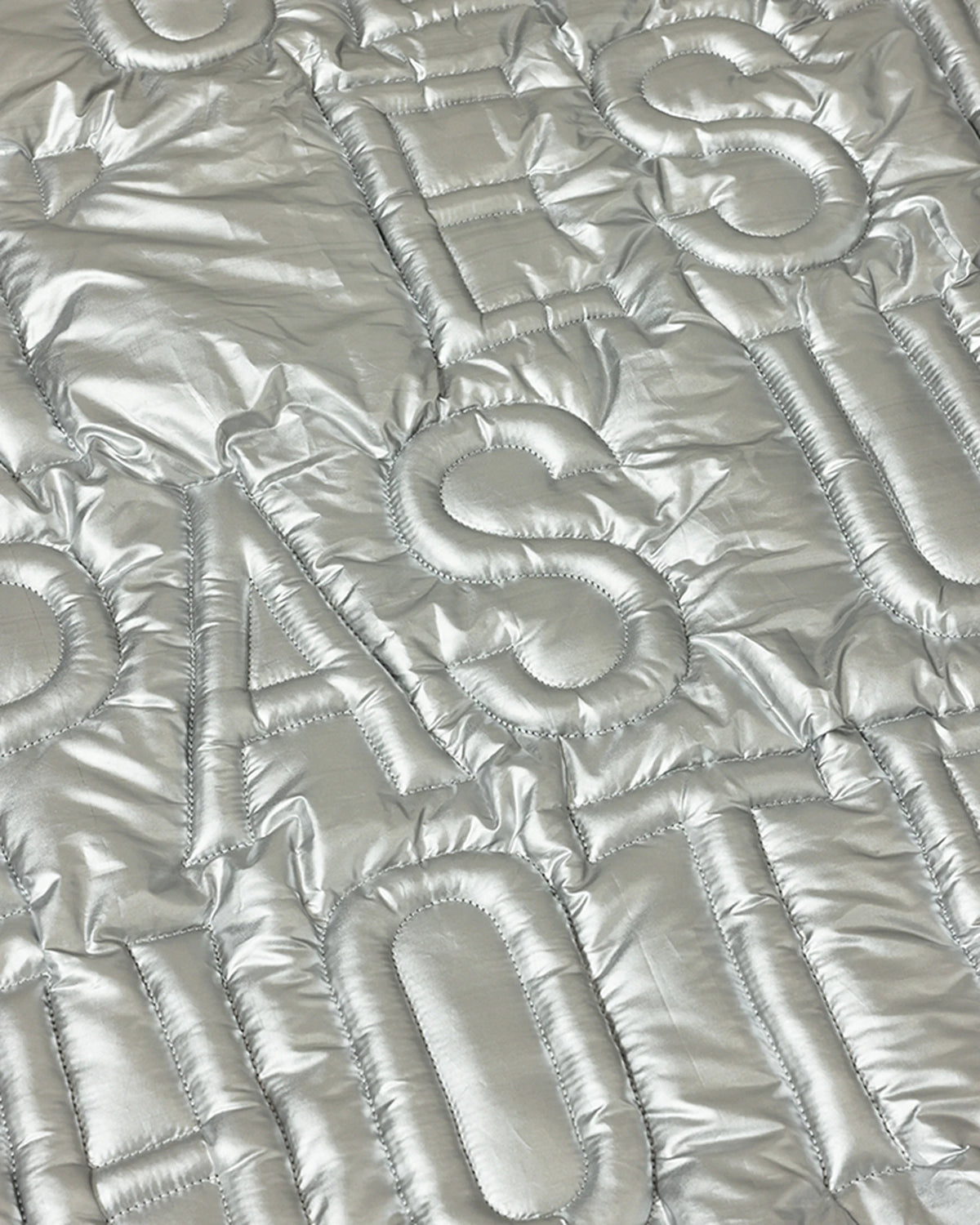 Wall art 'Ceci n'est pas un hôtel' silver | Bildmaterial bereitgestellt von SHOES.PLEASE.