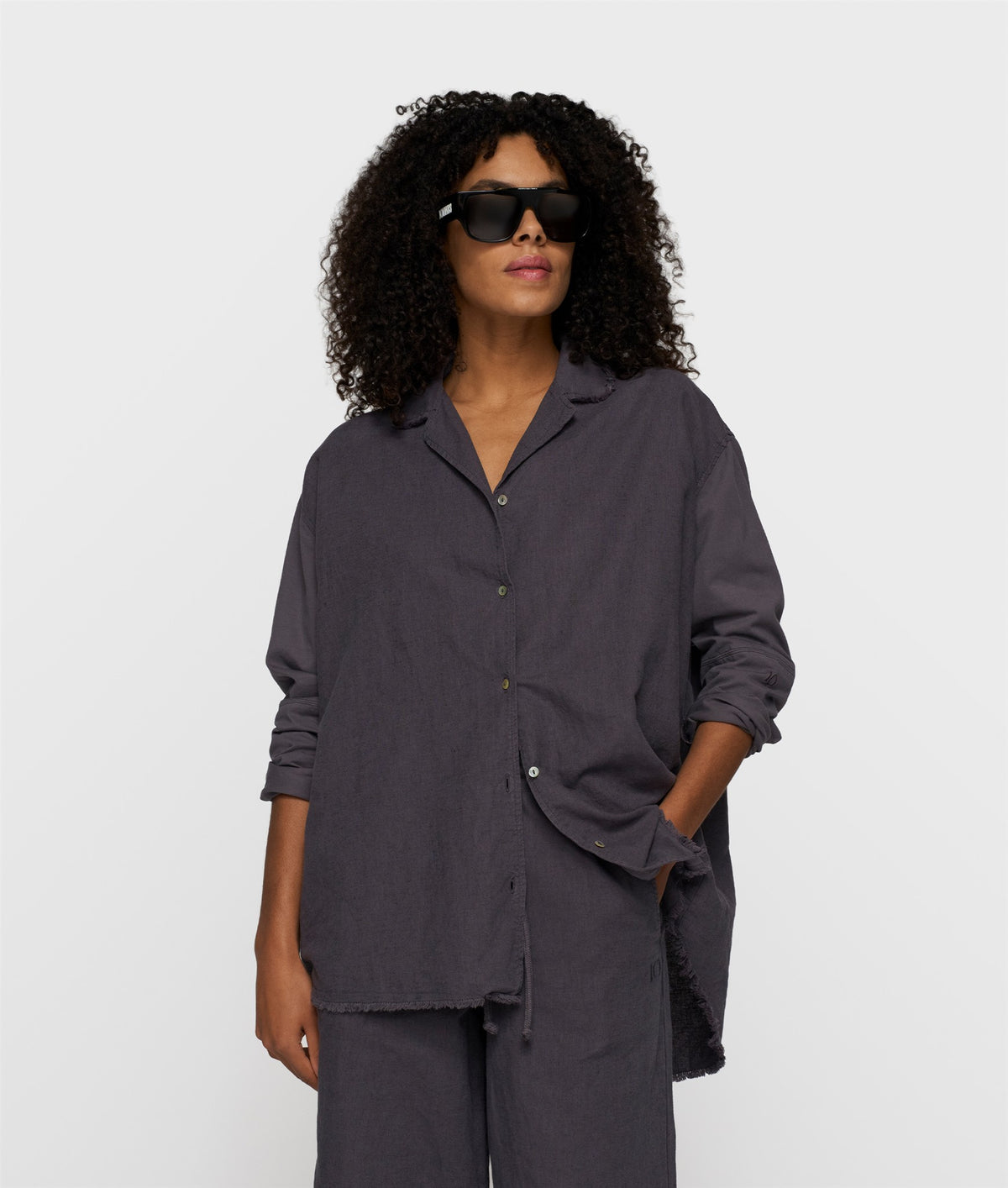Cotton Linen Blouse steelblue | Bildmaterial bereitgestellt von SHOES.PLEASE.