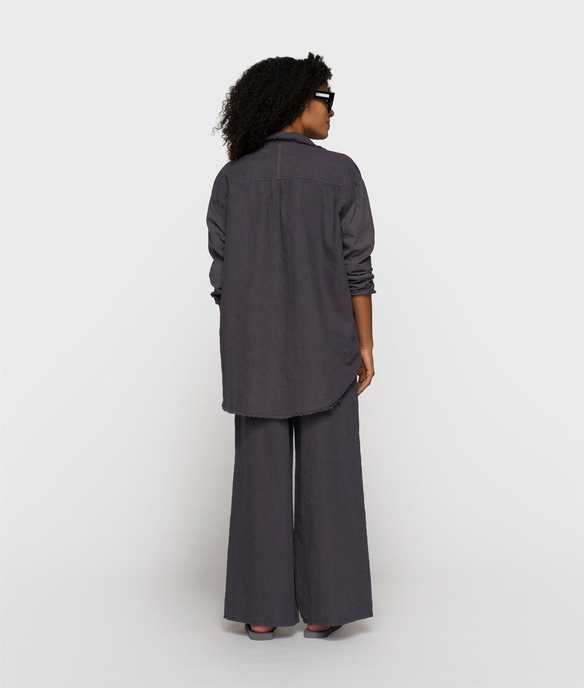 Cotton Linen Blouse steelblue | Bildmaterial bereitgestellt von SHOES.PLEASE.