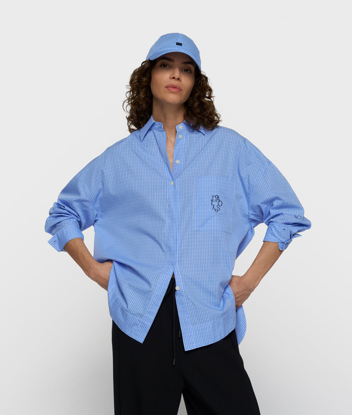 long sleeve shirt check ultramarine | Bildmaterial bereitgestellt von SHOES.PLEASE.