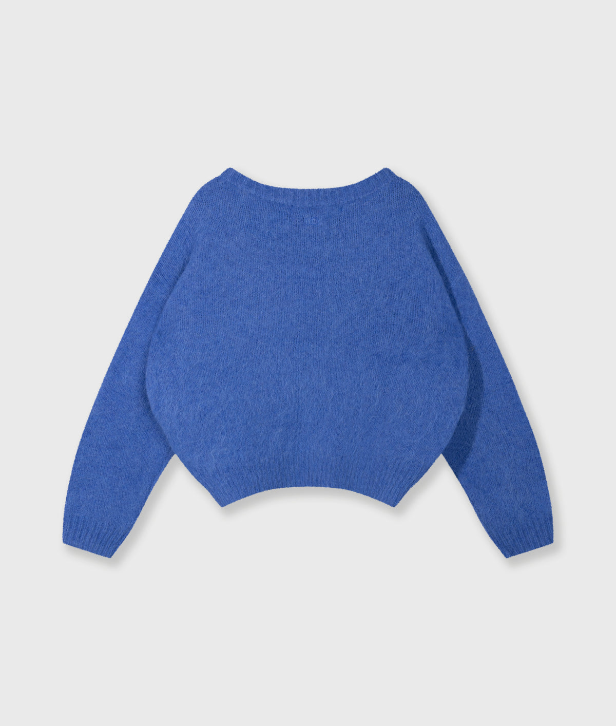 hairy knit sweater ultramarine | Bildmaterial bereitgestellt von SHOES.PLEASE.