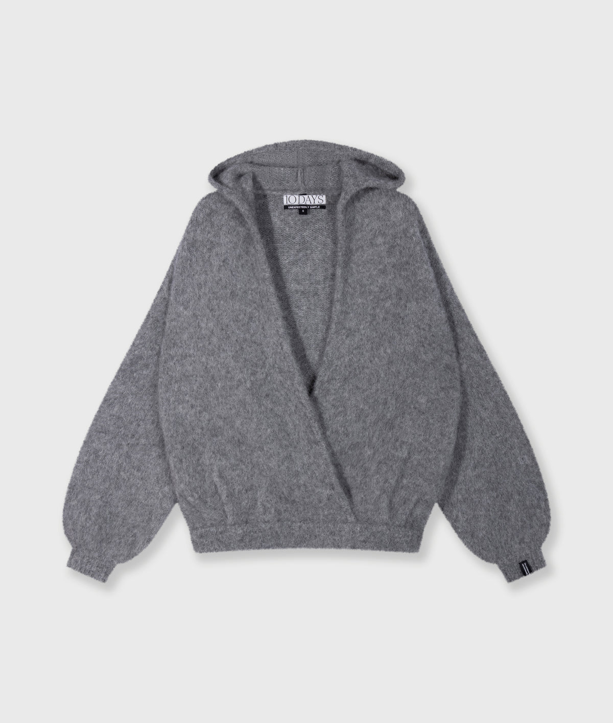 hooded knit sweater grey melee | Bildmaterial bereitgestellt von SHOES.PLEASE.