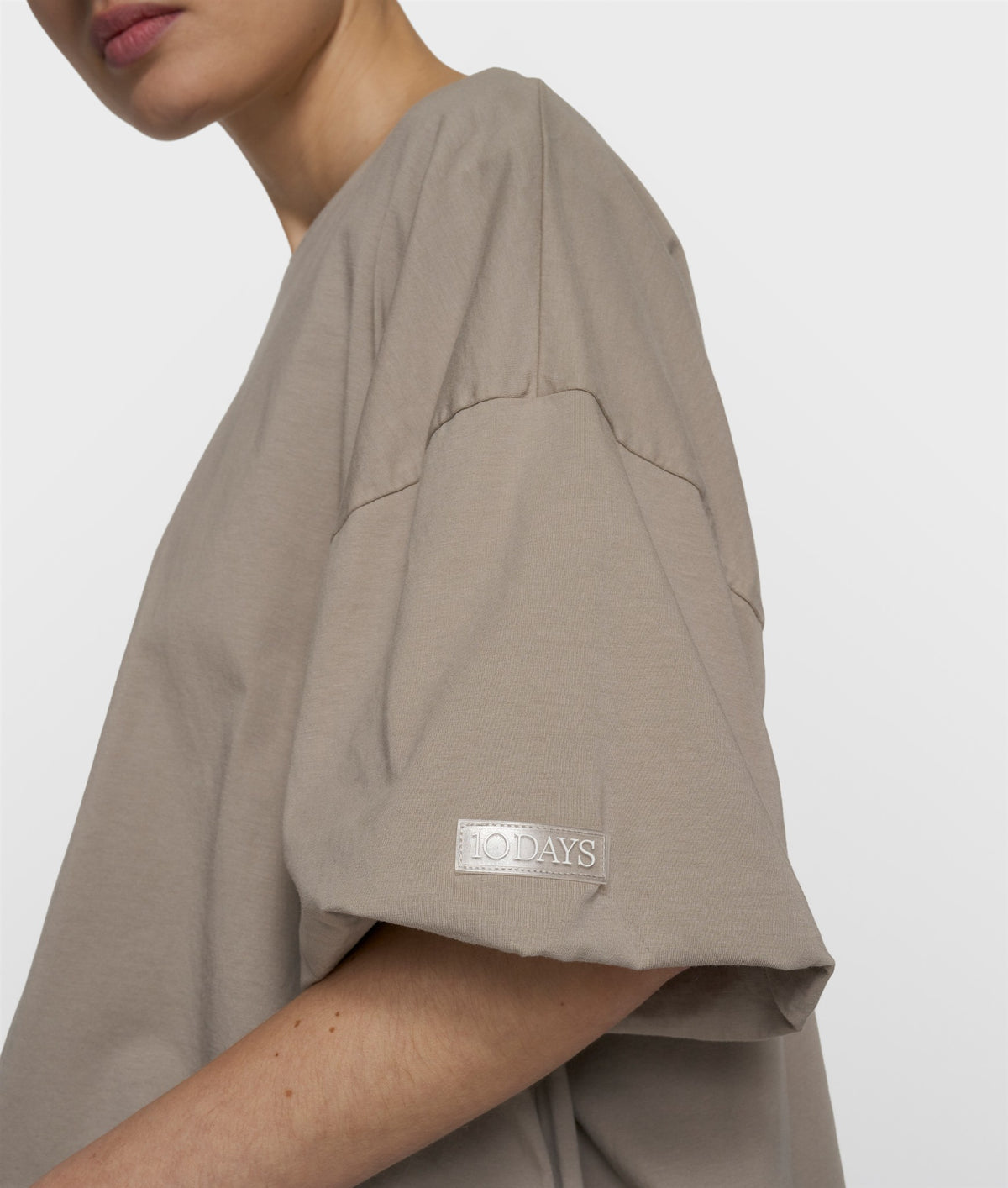 balloon tee fog | Bildmaterial bereitgestellt von SHOES.PLEASE.
