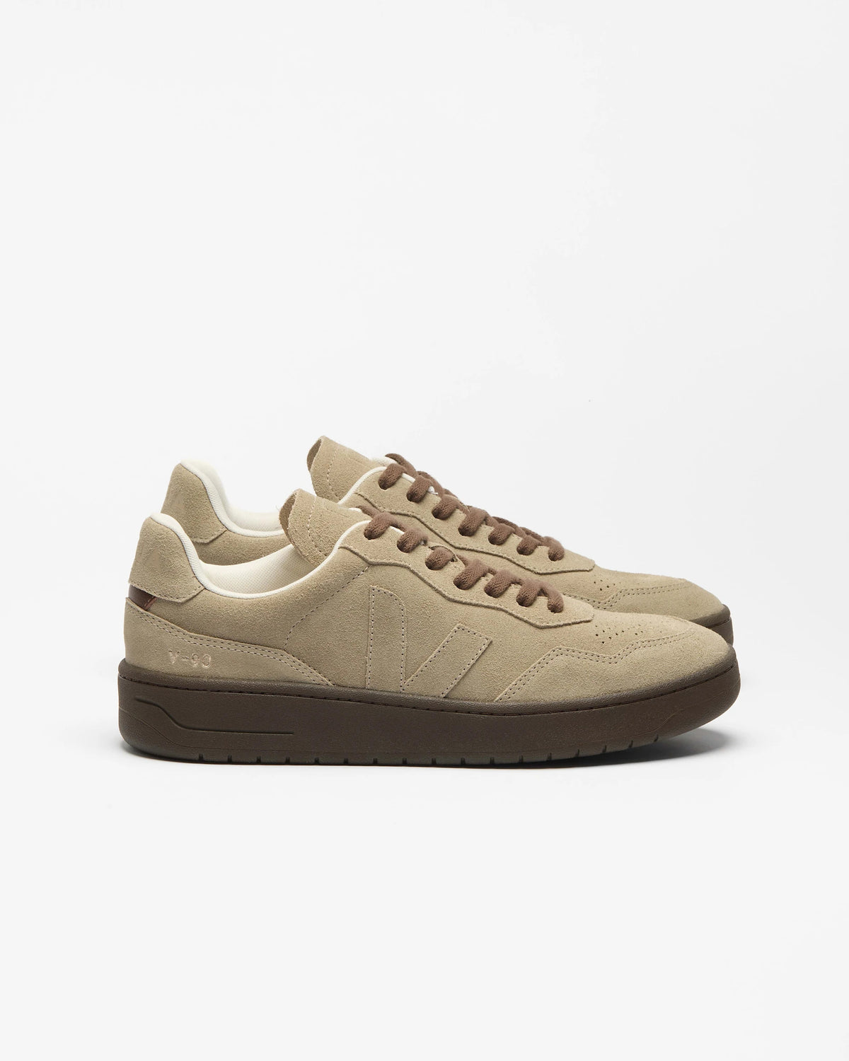 M V-90 SUEDE taupe_eagle | Bildmaterial bereitgestellt von SHOES.PLEASE.