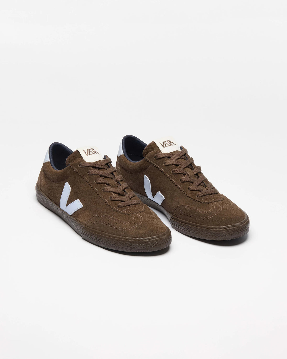 W Volley SUEDE eagle_swan_eagle | Bildmaterial bereitgestellt von SHOES.PLEASE.