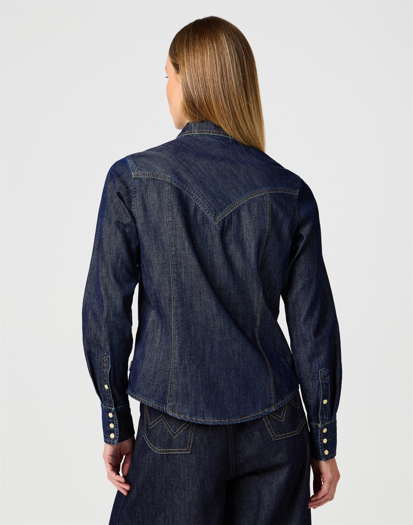 EXAG YOKE SHIRT SADDLE denim blue | Bildmaterial bereitgestellt von SHOES.PLEASE.