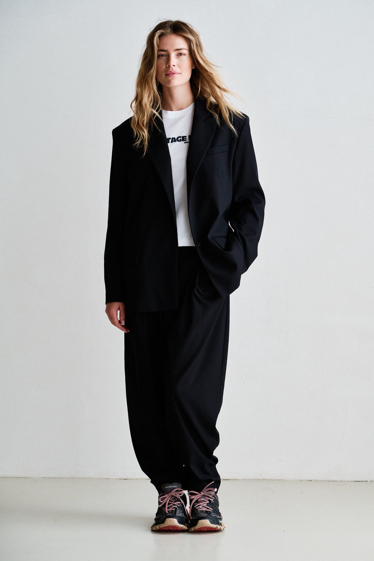 Trousers W26N1761 black | Bildmaterial bereitgestellt von SHOES.PLEASE.
