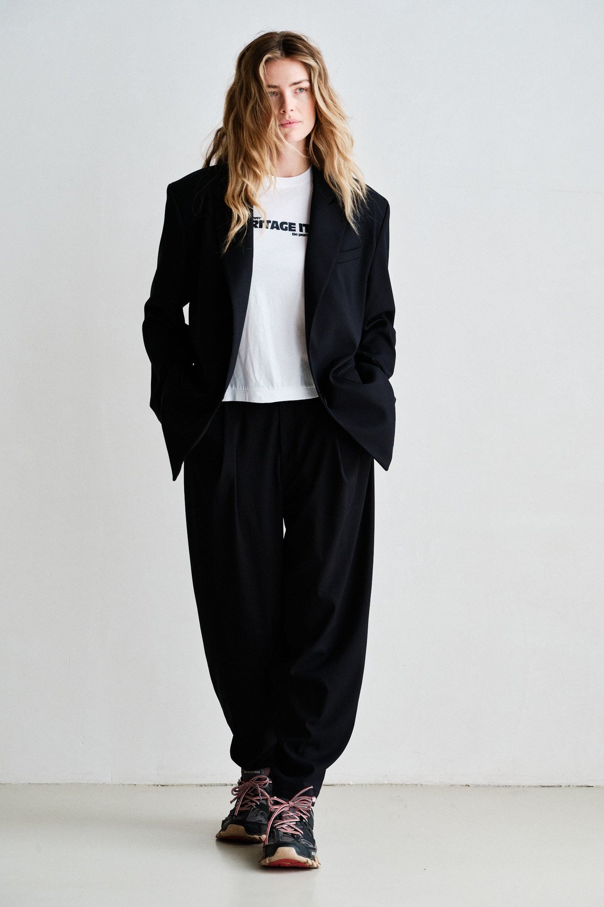 Trousers W26N1761 black | Bildmaterial bereitgestellt von SHOES.PLEASE.