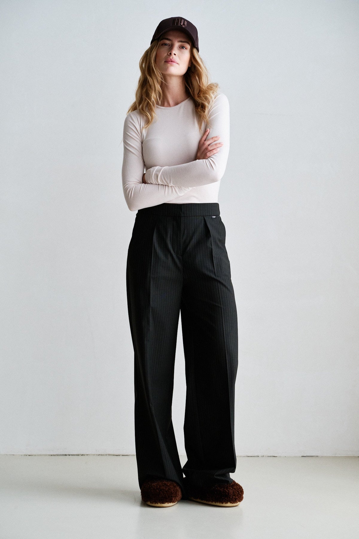 Longsleeve beige | Bildmaterial bereitgestellt von SHOES.PLEASE.