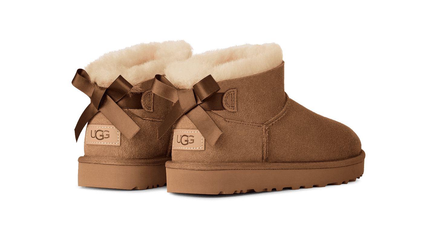 W ULTRA MINI BAILEY BOW che | Bildmaterial bereitgestellt von SHOES.PLEASE.