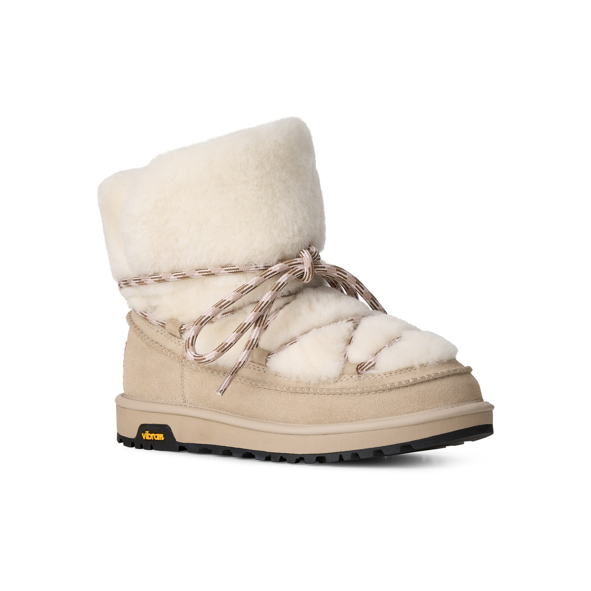 W CLASSIC TREAD FLUFFED BOOT mnl | Bildmaterial bereitgestellt von SHOES.PLEASE.