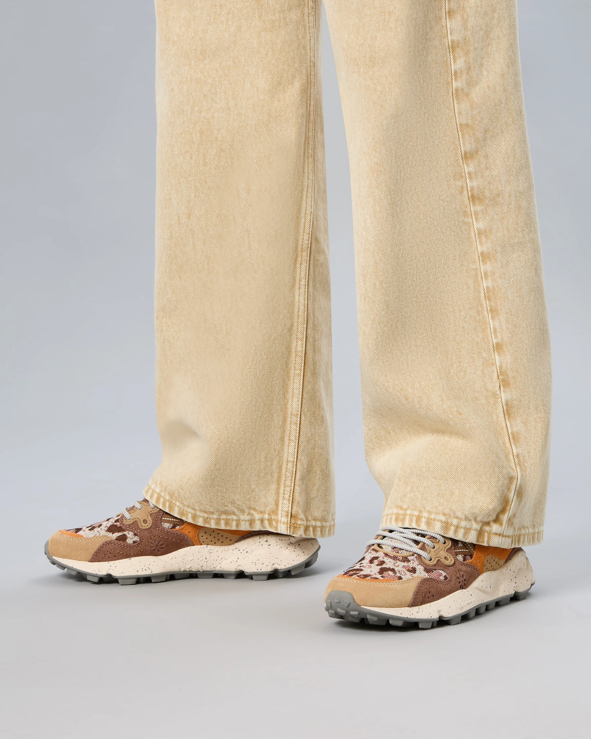 Yamano 3 Woman Suede/Fabric Checked light orange brown orange | Bildmaterial bereitgestellt von SHOES.PLEASE.