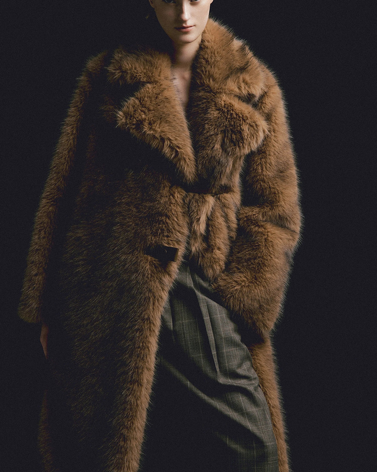 Bee Toggle Long Hair Overcoat wildbrown | Bildmaterial bereitgestellt von SHOES.PLEASE.