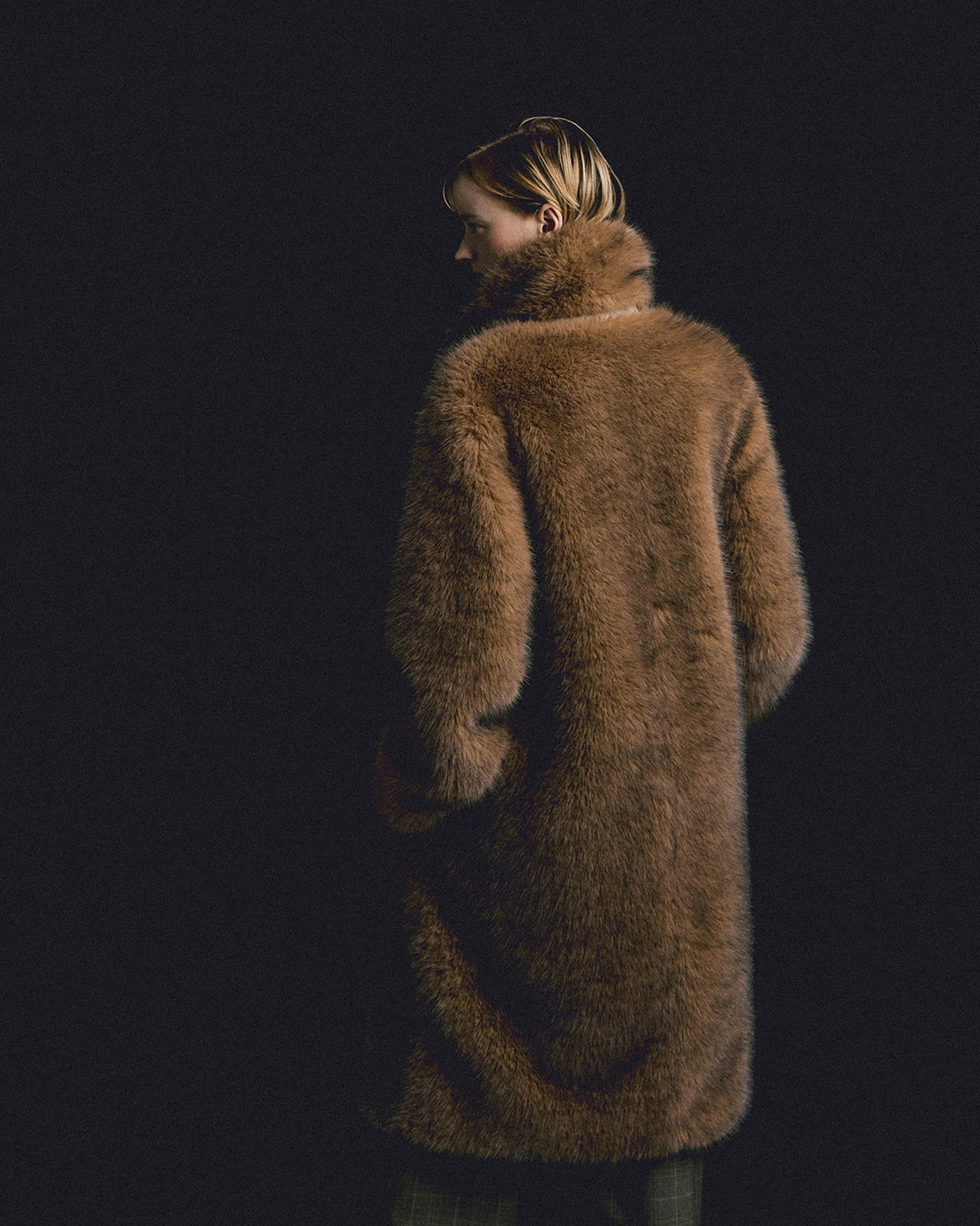 Bee Toggle Long Hair Overcoat wildbrown | Bildmaterial bereitgestellt von SHOES.PLEASE.