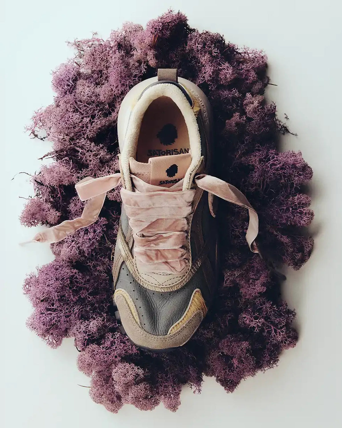 CHACRONA METTA PREM EVO wandering grey | Bildmaterial bereitgestellt von SHOES.PLEASE.