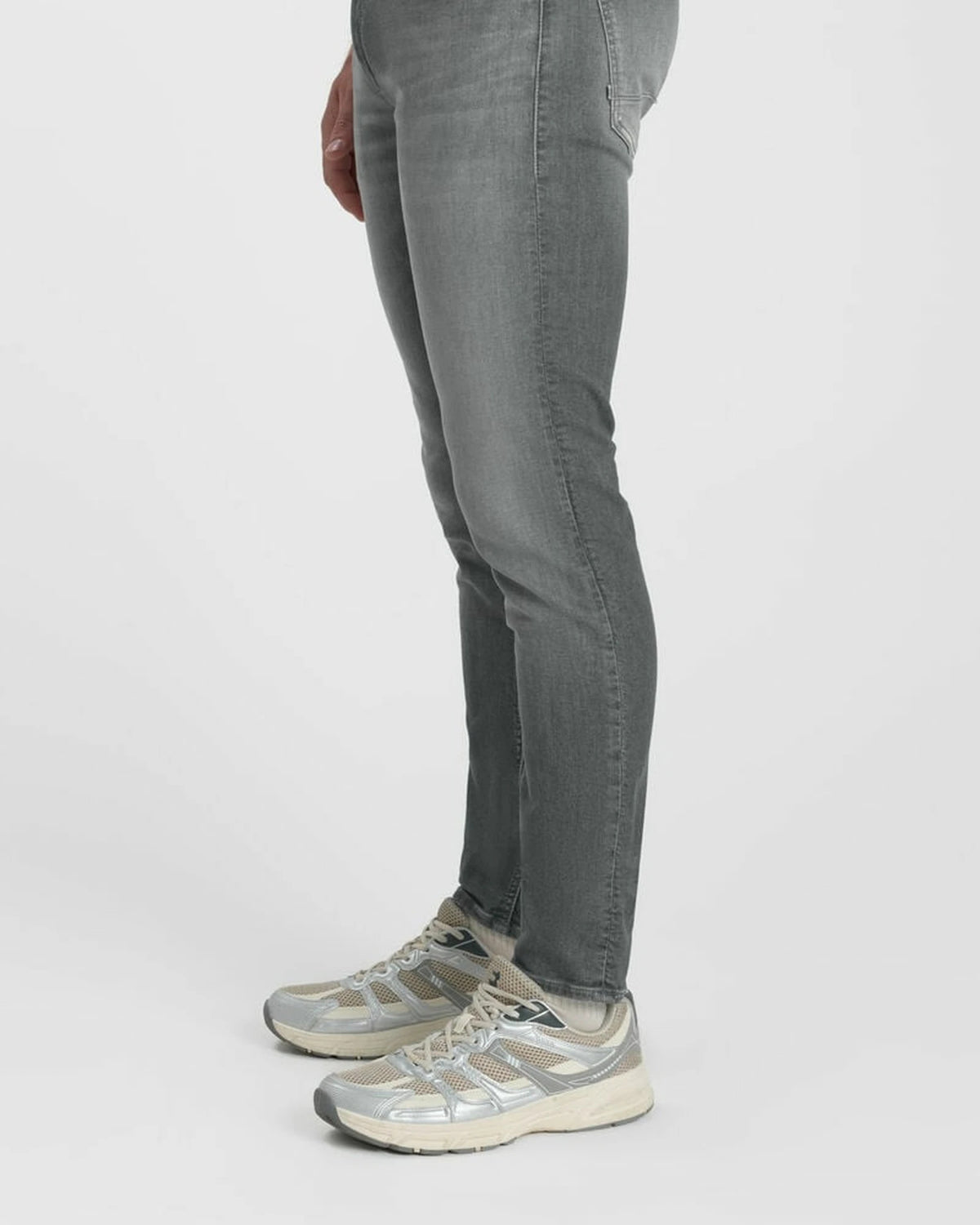 Jogg 711 Adjusted 5258 grey | Bildmaterial bereitgestellt von SHOES.PLEASE.
