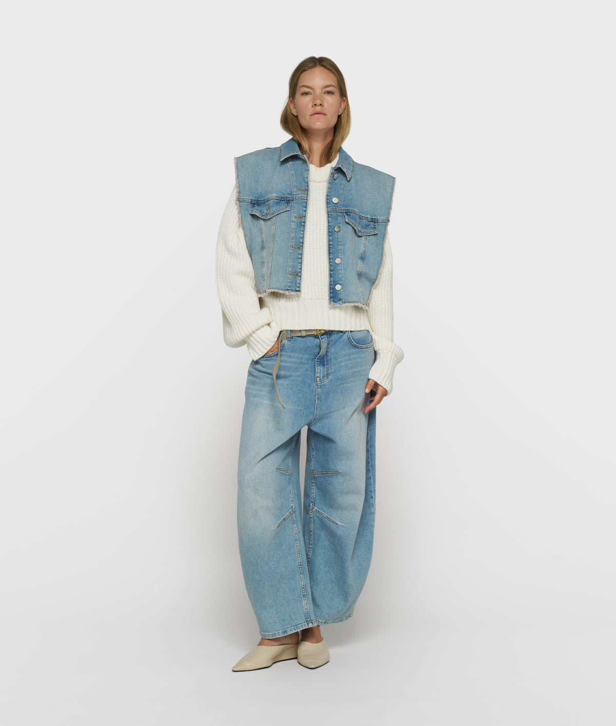 10DAYS Jeans Damen wide tapered blau | Bildmaterial bereitgestellt von SHOES.PLEASE.