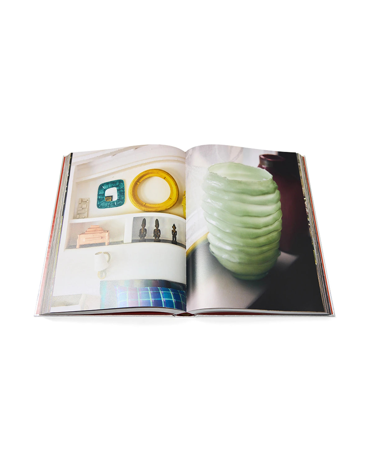 HKLIVING Buch Lookbook limited edition 2026-2027 | Bildmaterial bereitgestellt von SHOES.PLEASE.