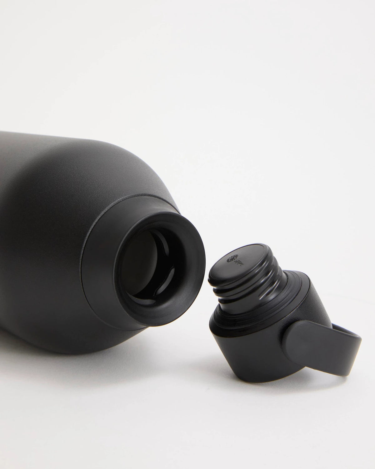 Trinkflasche Series 3 1000 ml onyx | Bildmaterial bereitgestellt von SHOES.PLEASE.