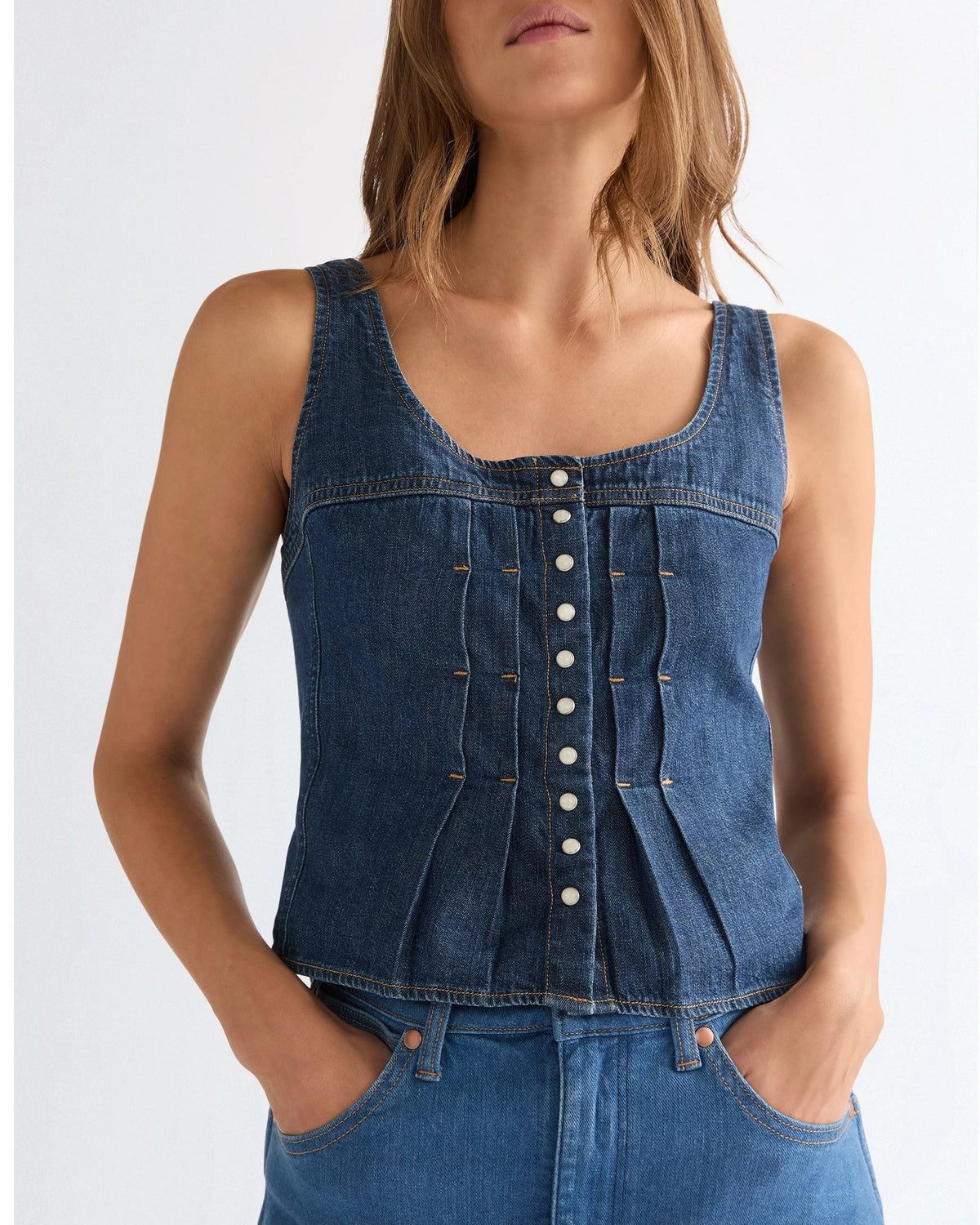 PLEATED CORSET TOP lone rider | Bildmaterial bereitgestellt von SHOES.PLEASE.