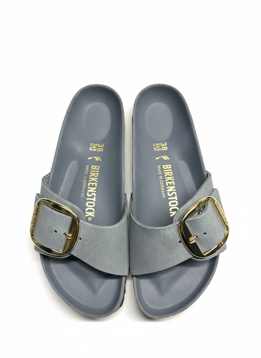 Madrid Big Buckle Oiled Leather Women Narrow basalt gray | Bildmaterial bereitgestellt von SHOES.PLEASE.