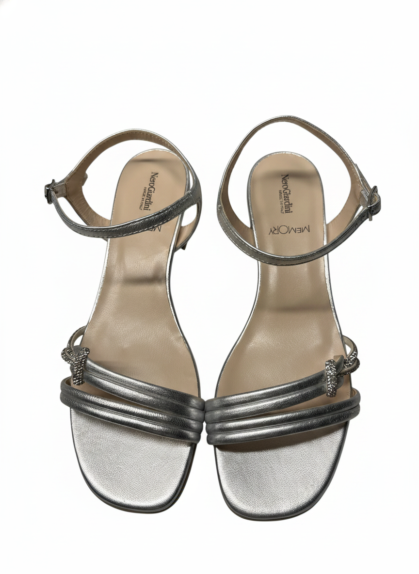 Nettuno Argento TPU Kuk Fen Naturale | Bildmaterial bereitgestellt von SHOES.PLEASE.