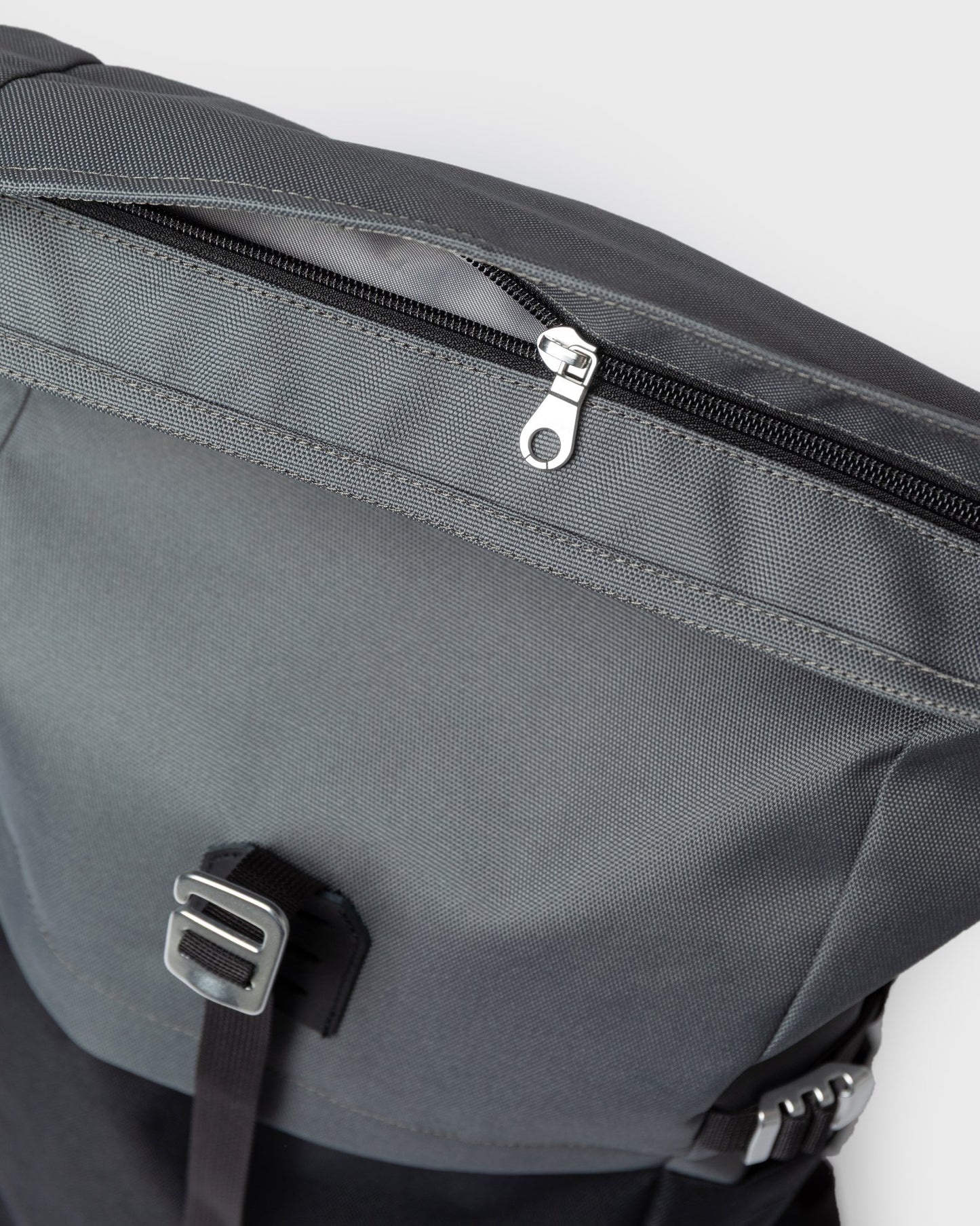 BERNT multi black/navy | Bildmaterial bereitgestellt von SHOES.PLEASE.