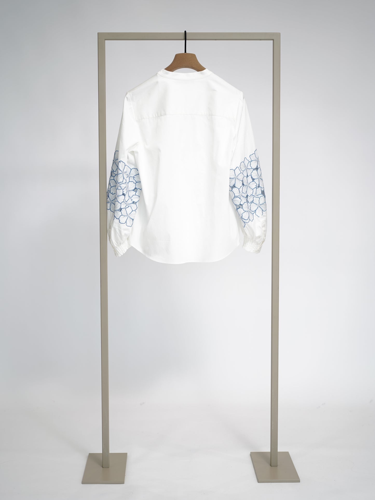 Bluse ocean superwhite ocean superwhite | Bildmaterial bereitgestellt von SHOES.PLEASE.