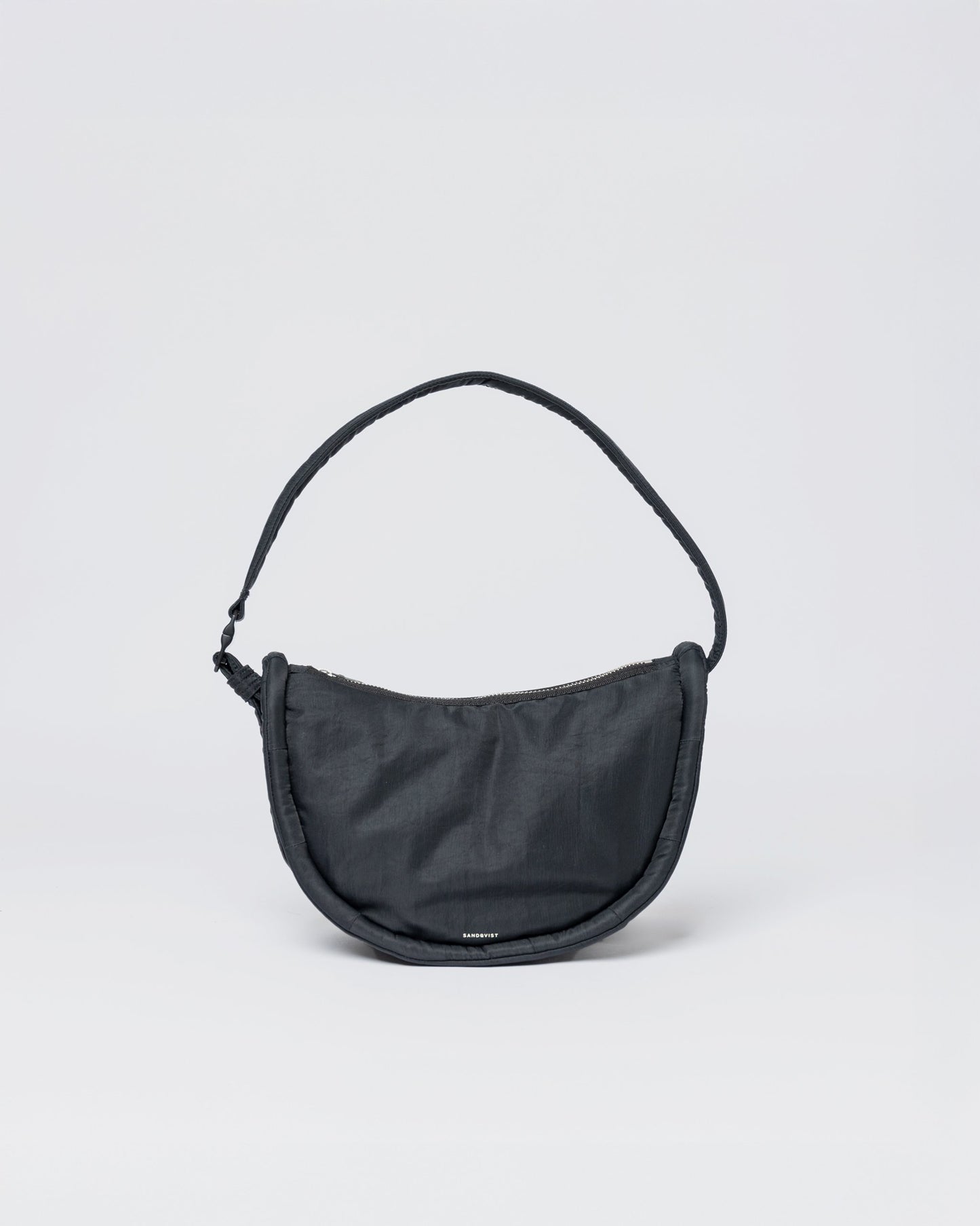 CURVE Crossbody Round S black | Bildmaterial bereitgestellt von SHOES.PLEASE.
